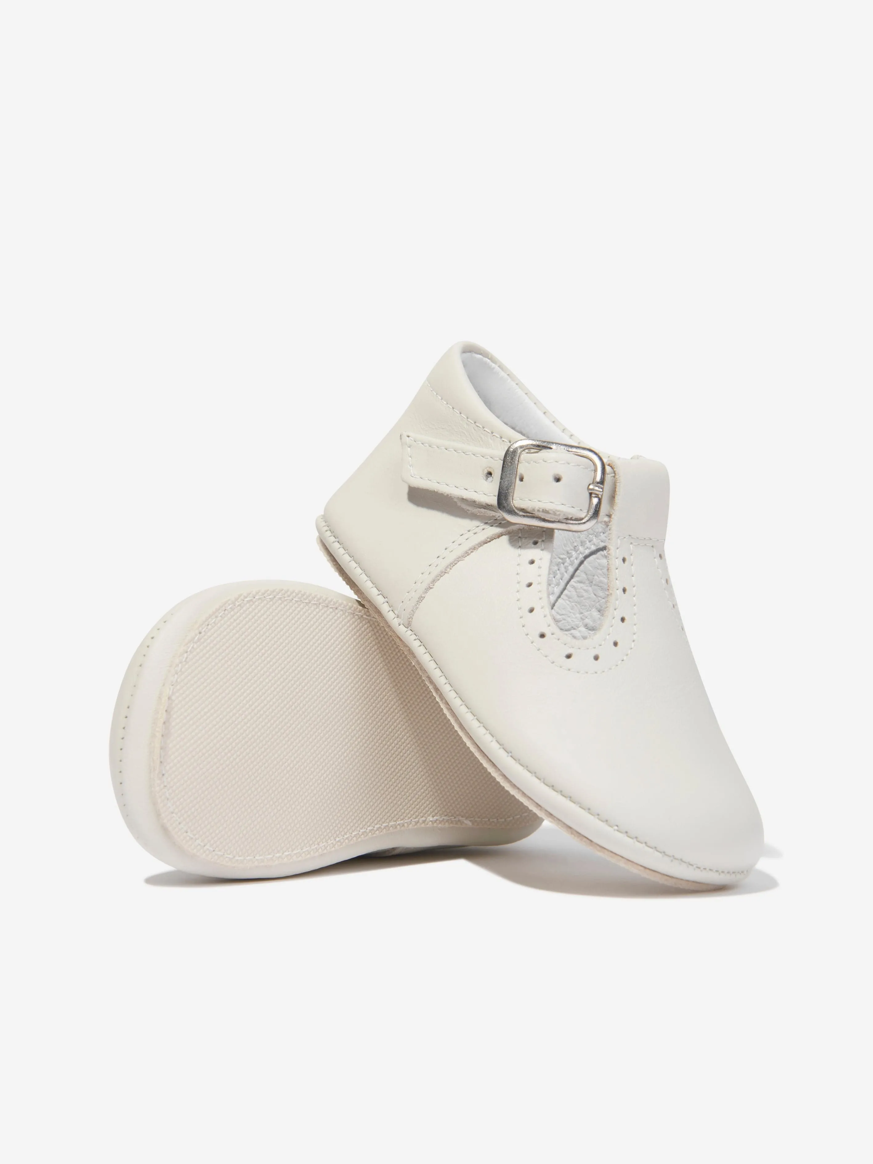 Andanines Baby Leather T-Bar Shoes in Beige