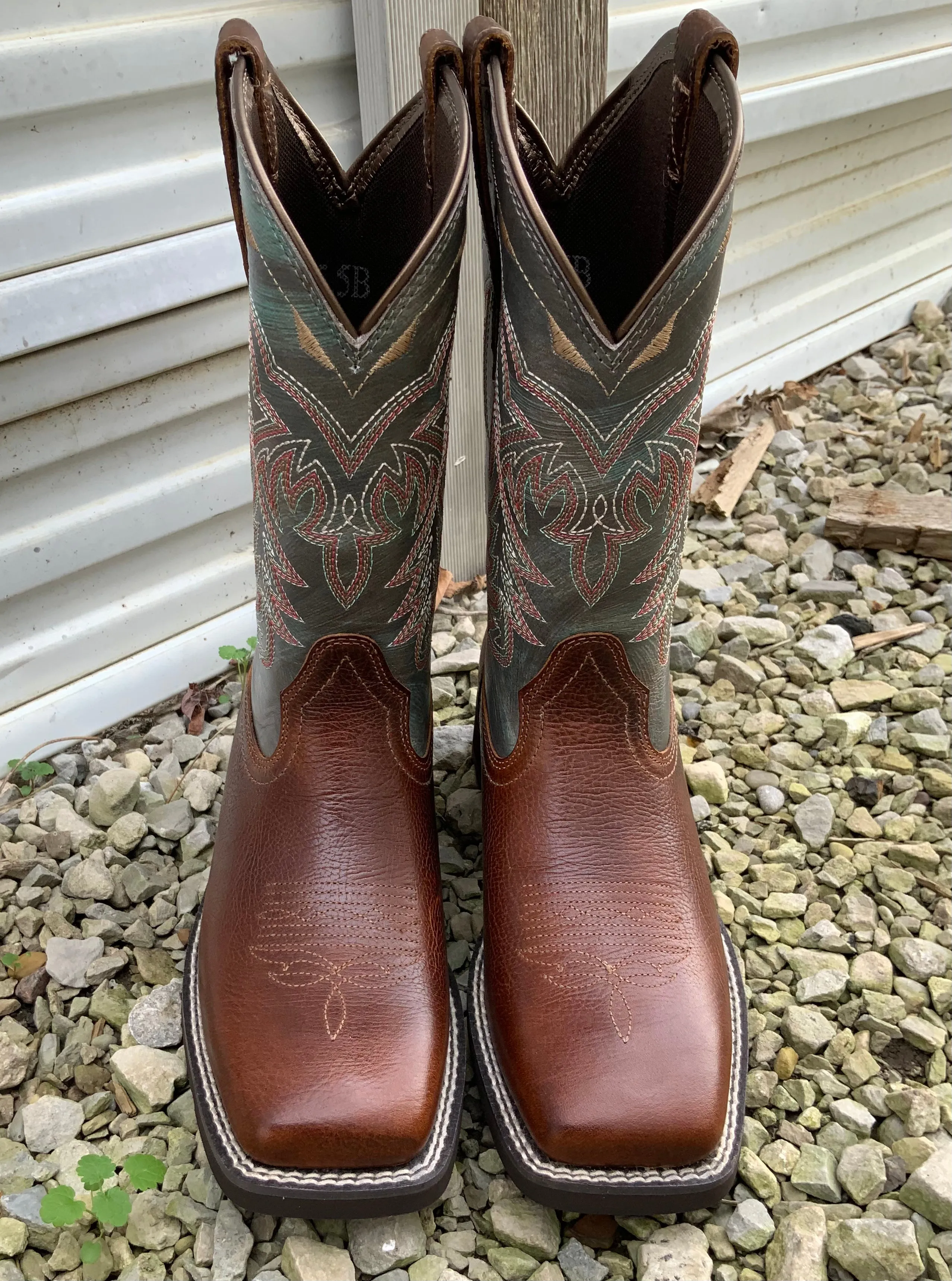 Ariat Women's Delilah Cider Brown Wide Square Toe Cowgirl Boots 10042420