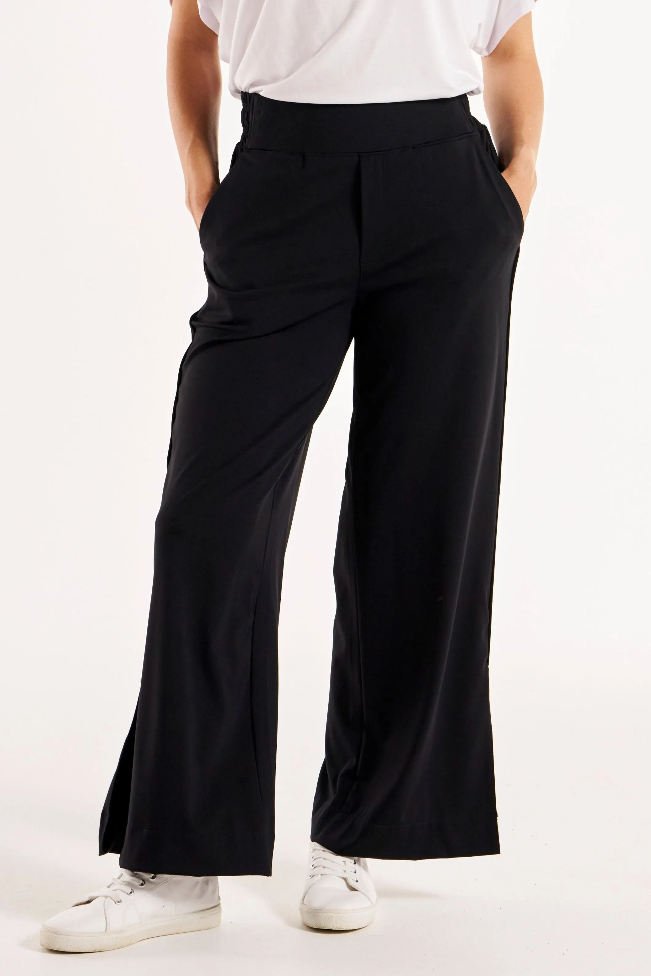 Betty Basics Elation Relax Leg Pant Black