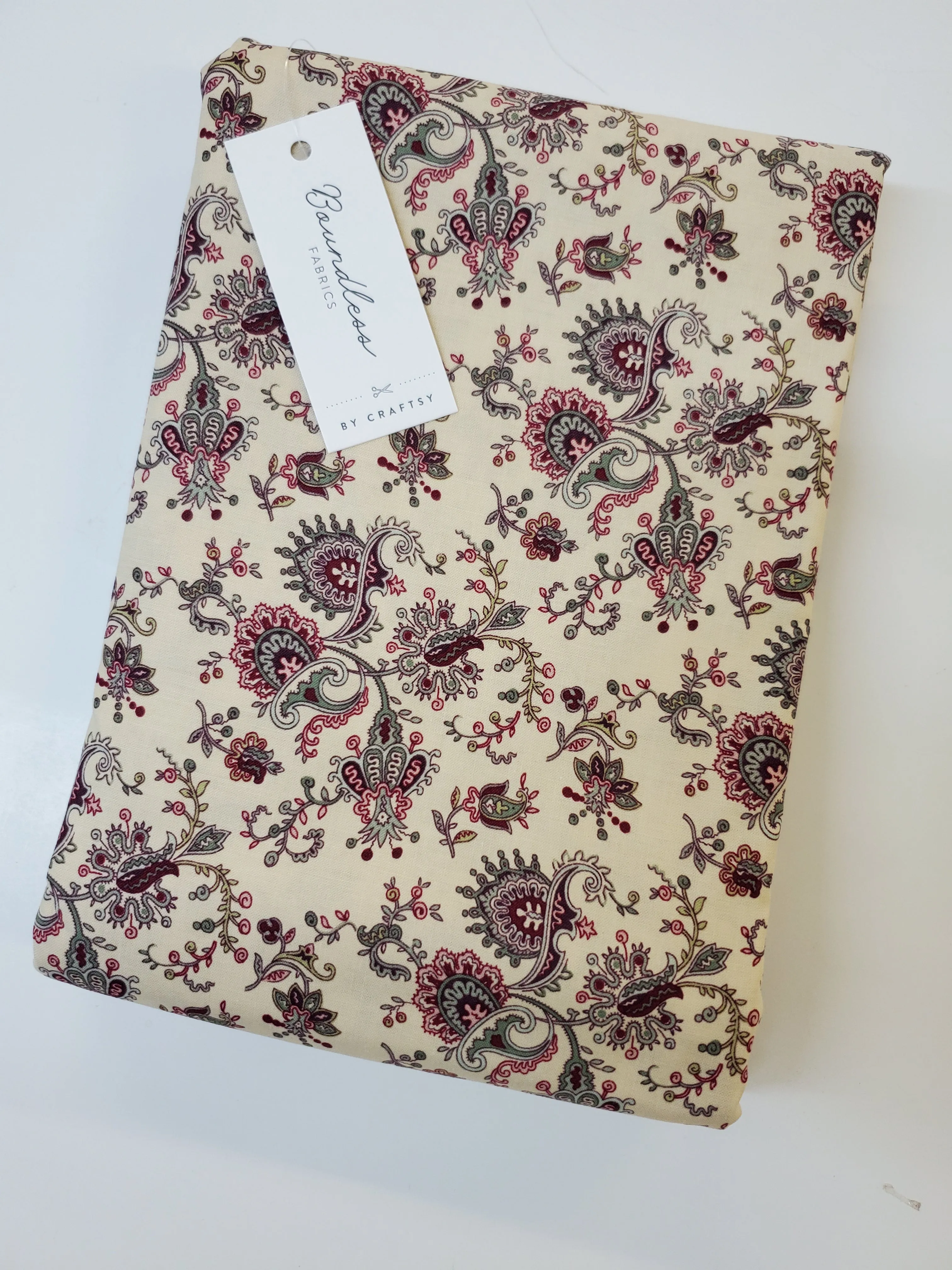 Cour de Fleur Paisley Cream