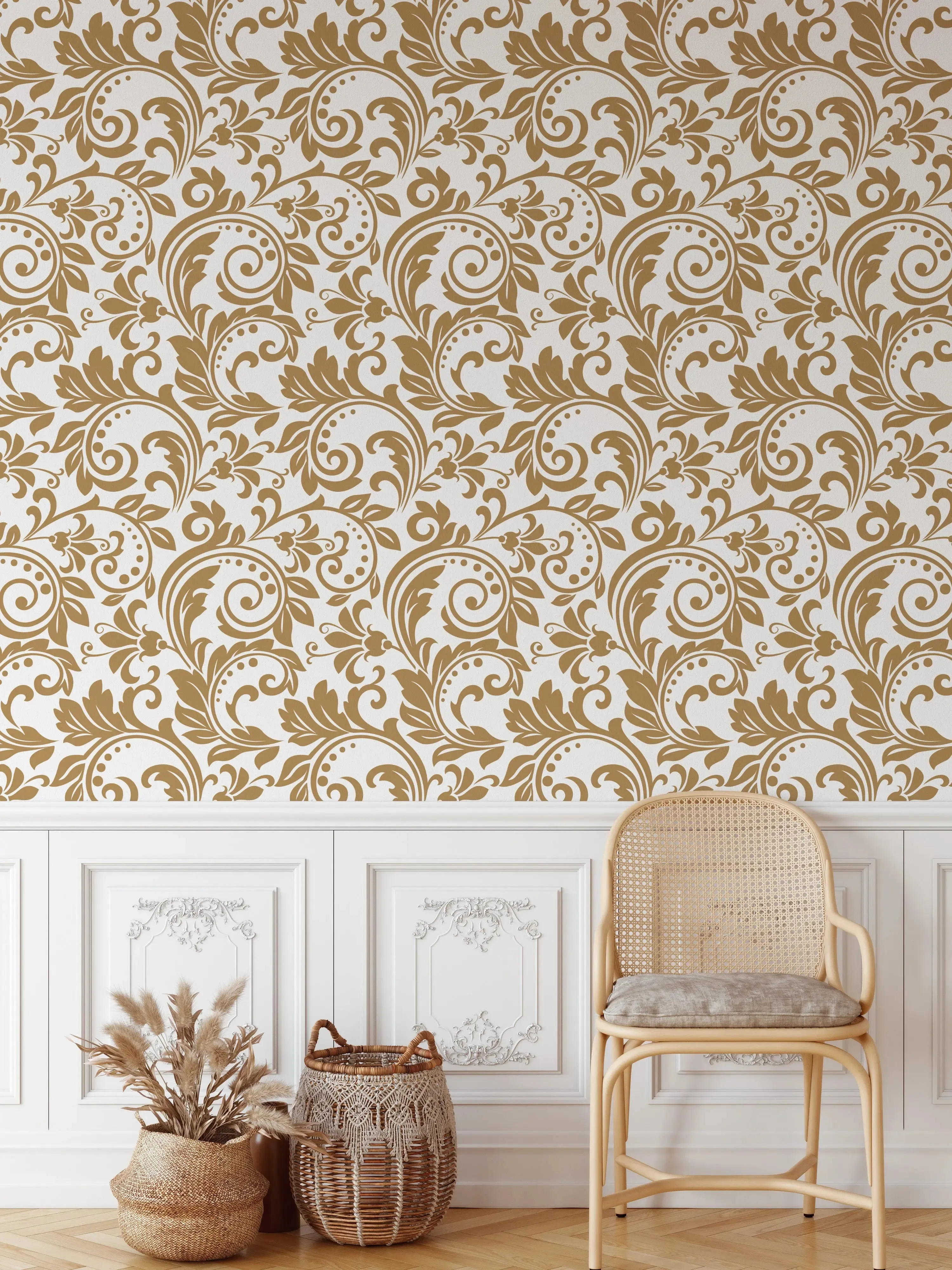 'Doris' - Vintage-Inspired White and Gold Wallpaper