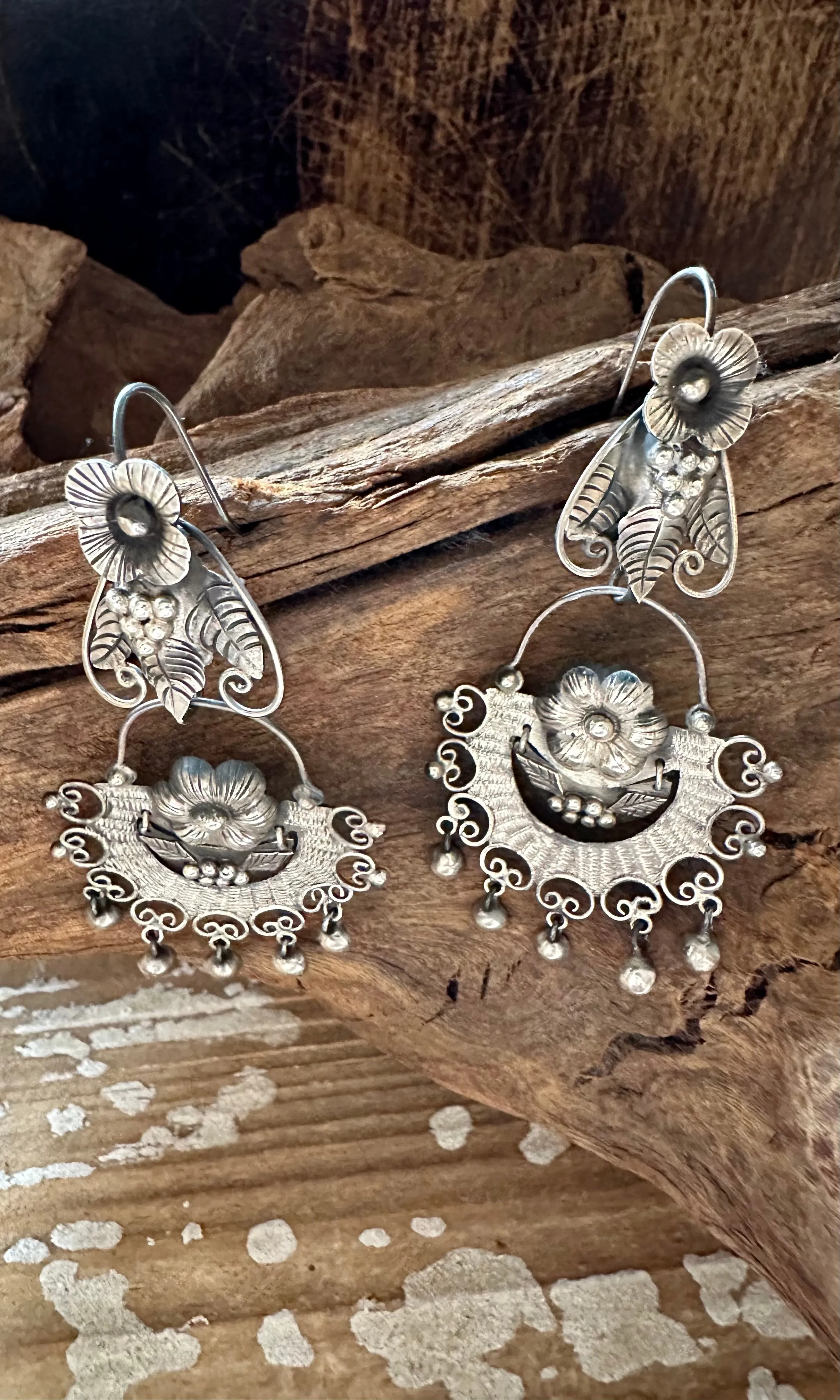 FEDERICO FLOWER GARDEN Mexican Silver Earrings