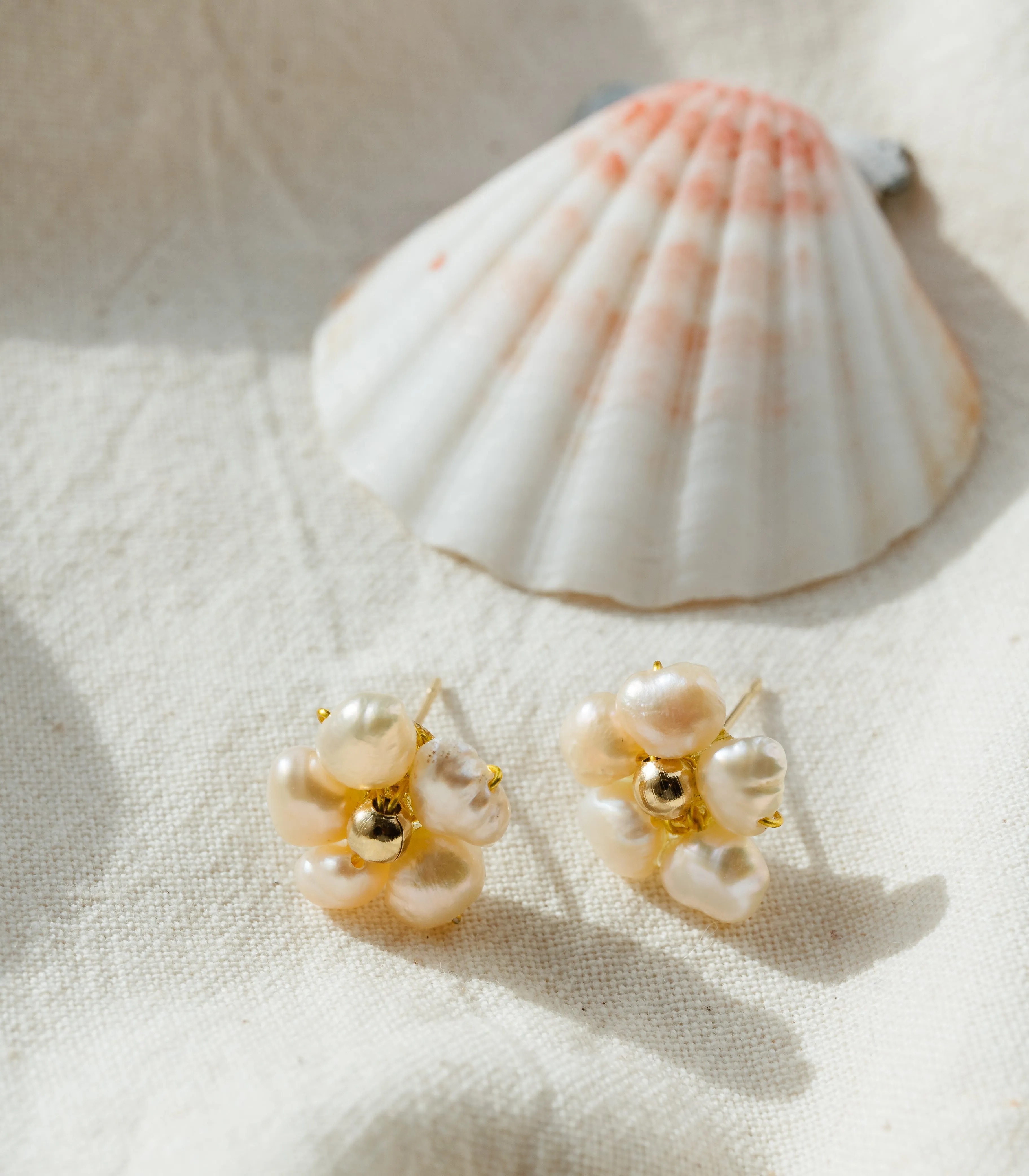 Kalachuchi Pearl Studs Earrings