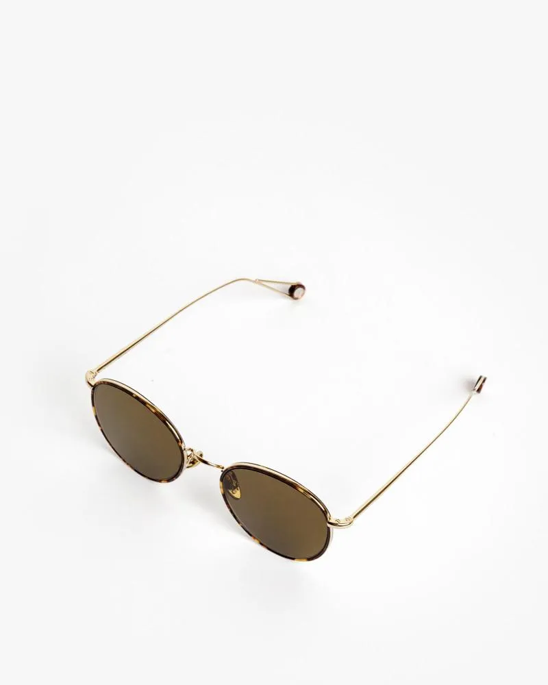 Madeline Sunglasses in Champagne Windsor