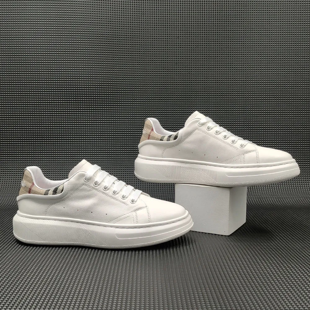 Men Fashion Minimalist Soft Leather Flat Casual Sneakers