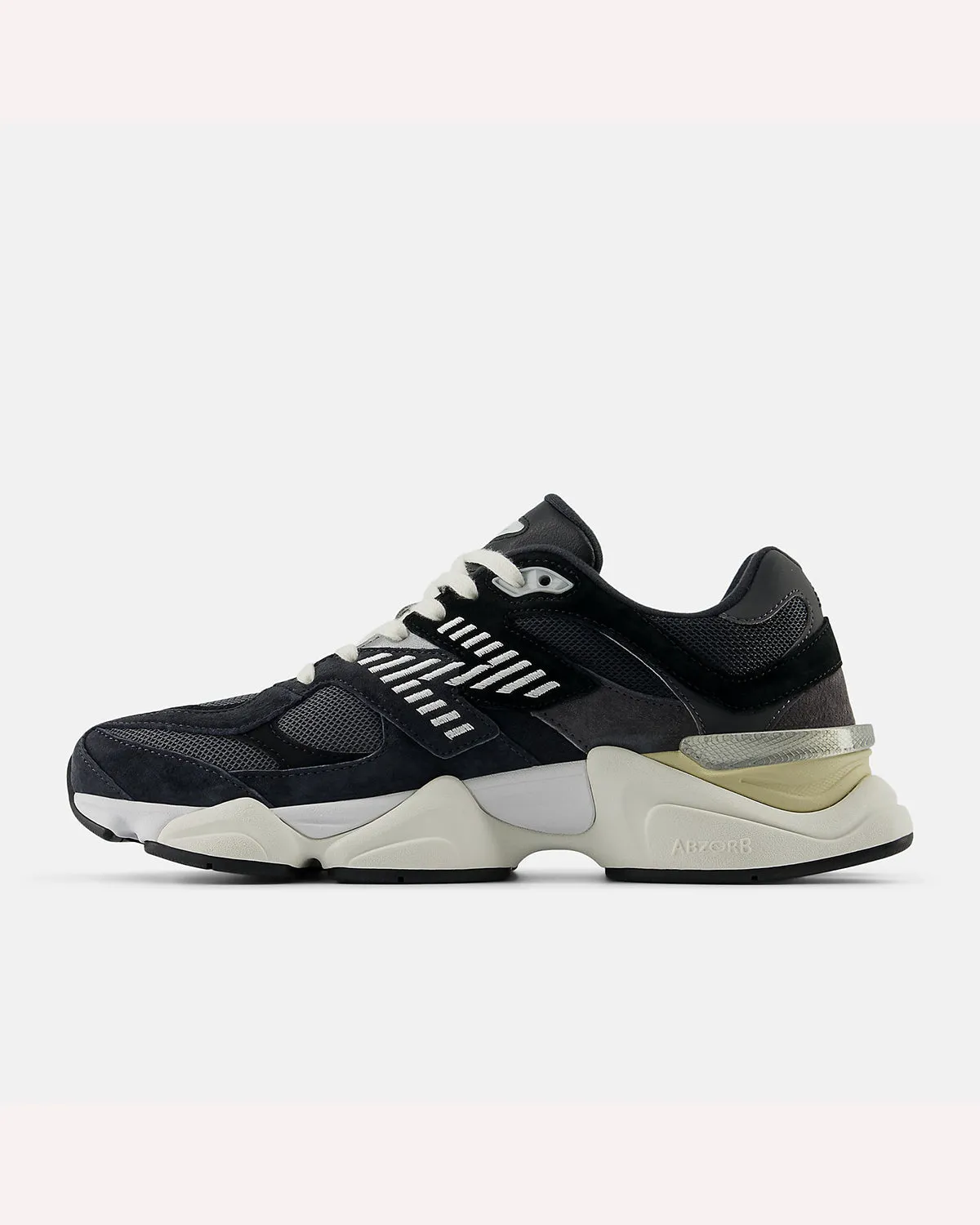 New Balance 9060 Sneaker -Black with Phantom and Magnet