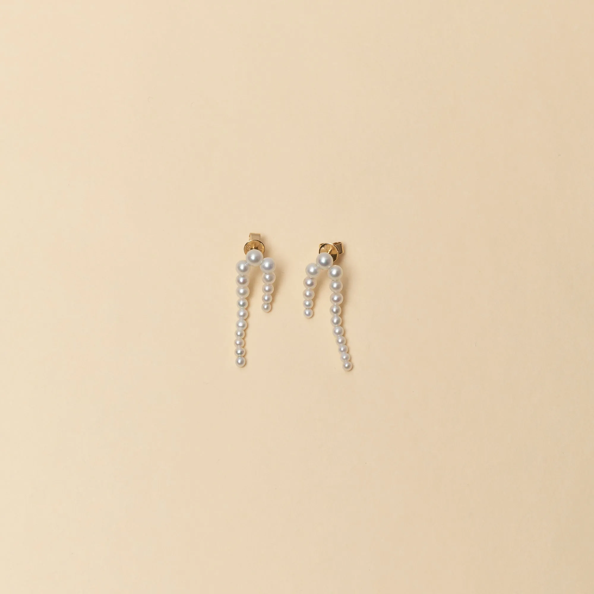 Petite Perle Nuit Earrings