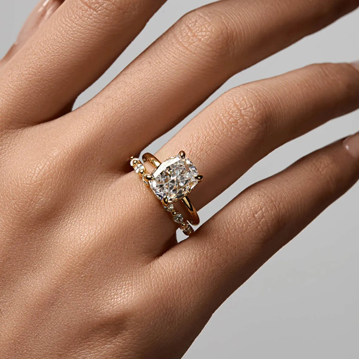 Petite Side Marquise Band