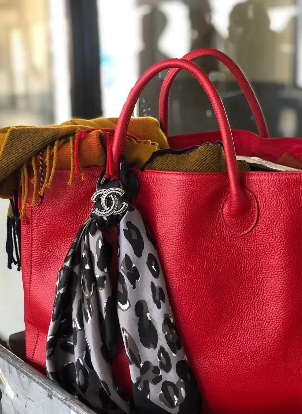 Red Large Leather Tote Bag, Cowhide Leather Bag, Must-have Lady Fashion Bag Bright Red, Weekend Bag, Working Bag, Personalized gifts